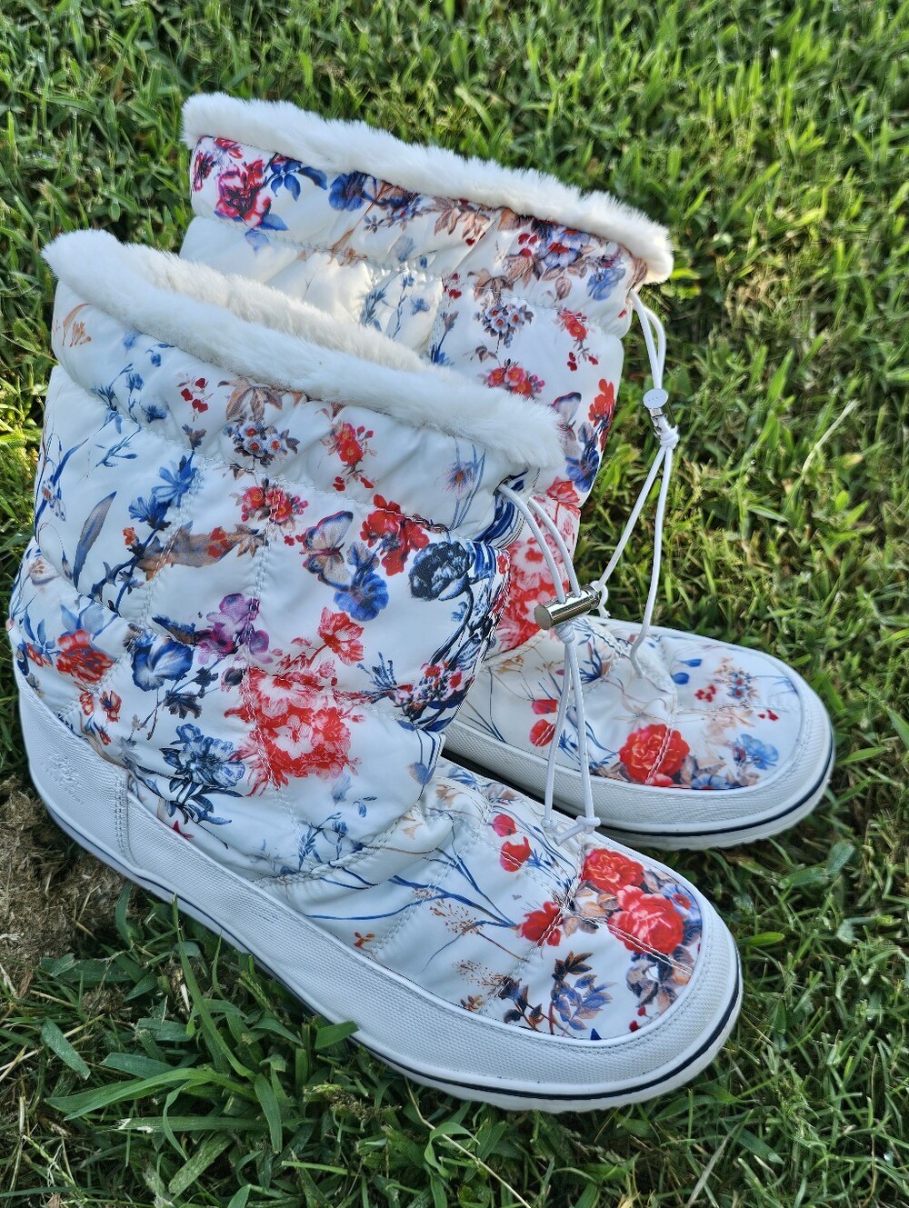 Globalwin Floral Print Snow Boots Women's Size 11 White Puffer Warm Faux Fur Lin